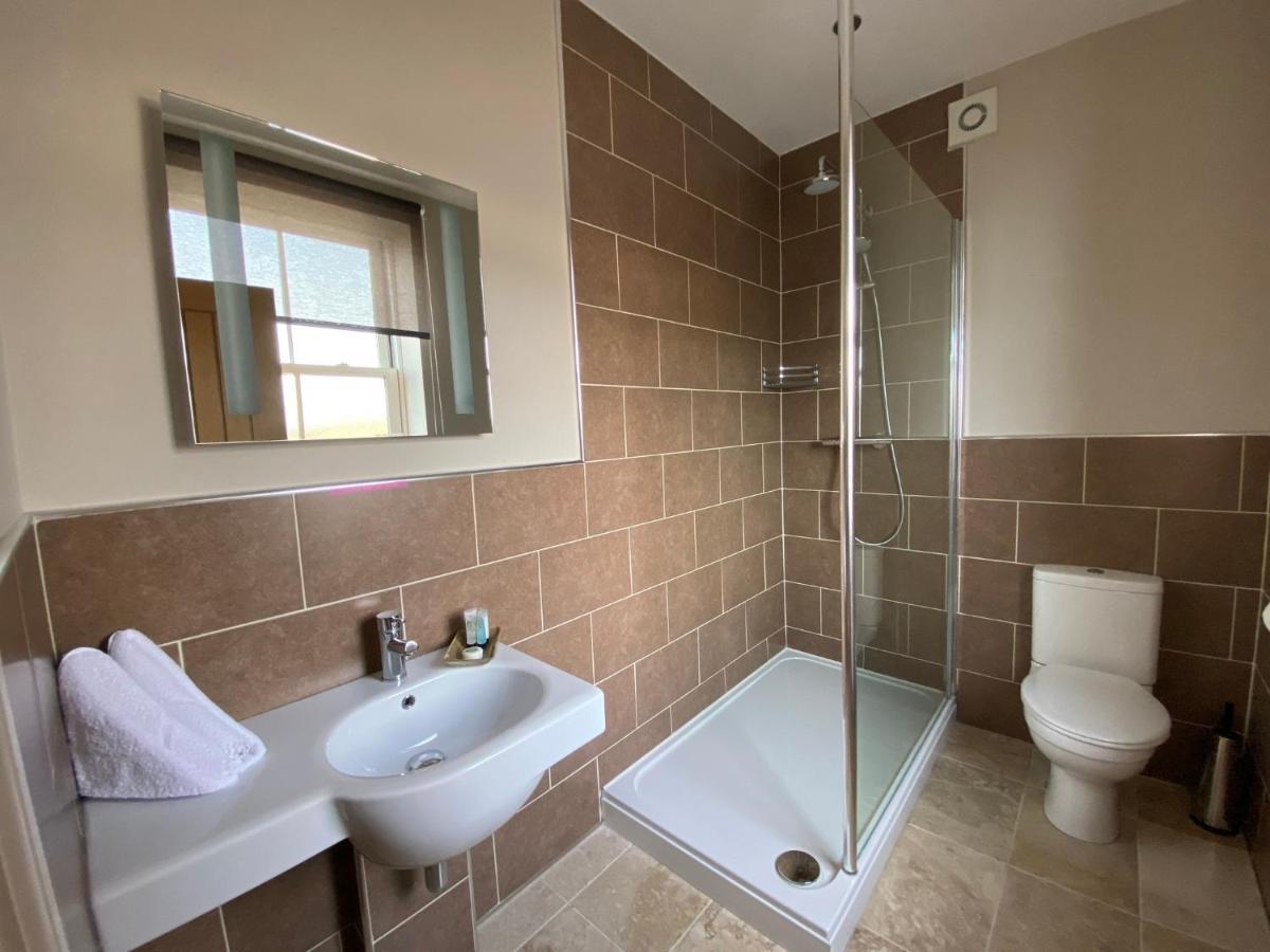 ברנרד קאסל The Three Horseshoes Hotel מראה חיצוני תמונה