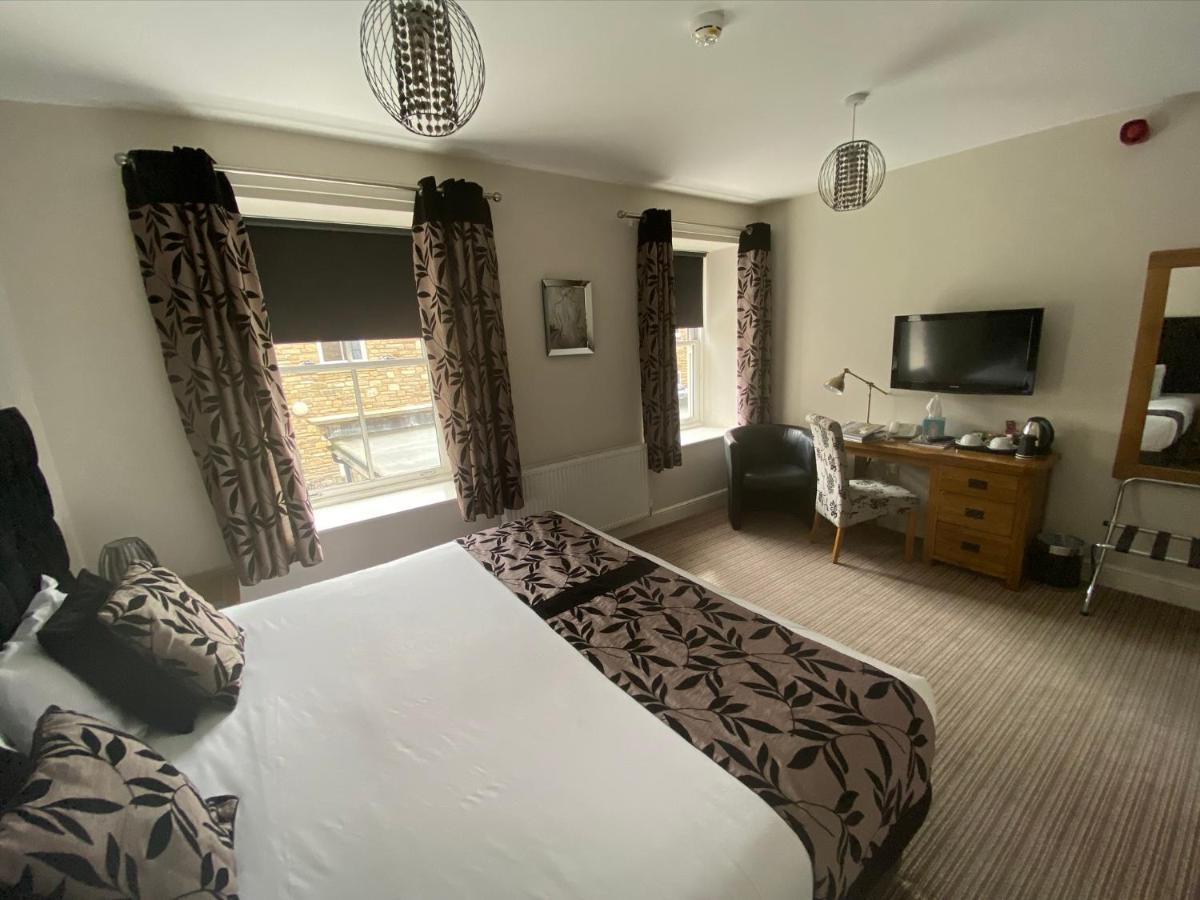 ברנרד קאסל The Three Horseshoes Hotel מראה חיצוני תמונה