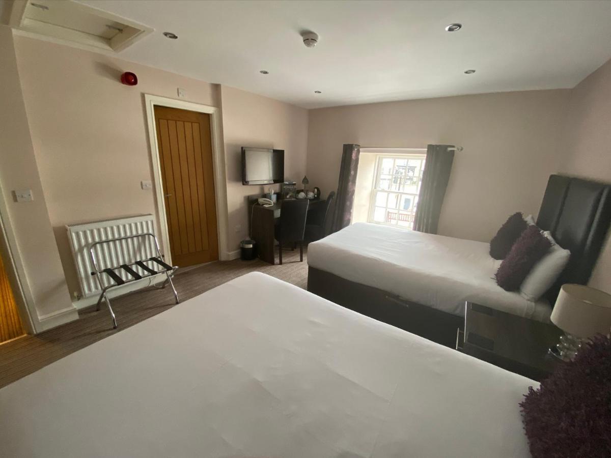 ברנרד קאסל The Three Horseshoes Hotel מראה חיצוני תמונה